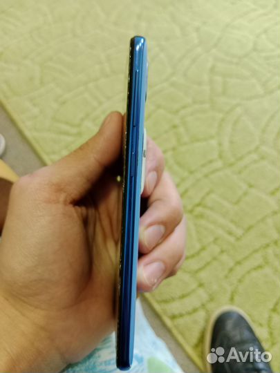 Samsung Galaxy A40, 4/64 ГБ