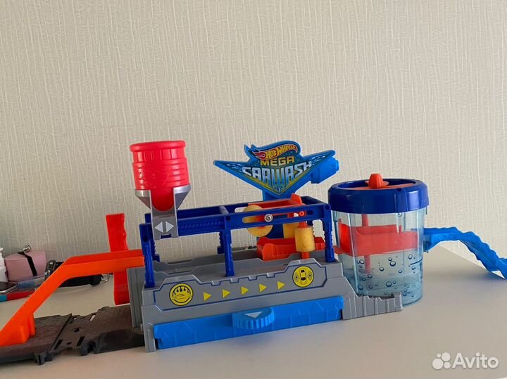 Hot wheels трек автомойка