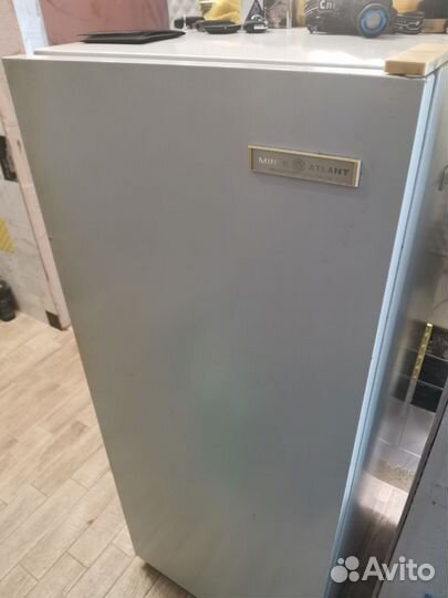 Холодильник бу рабочий