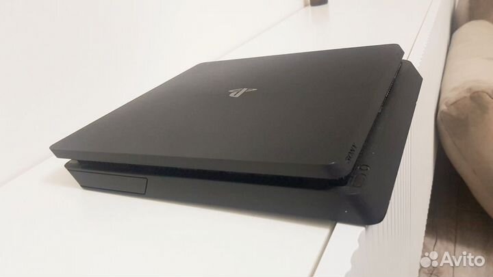 Play station 4 slim 1 tb