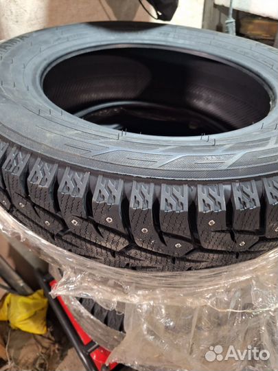 Yokohama Ice Guard IG55 215/60 R16