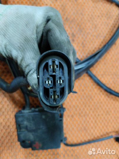 Клемма аккумулятора передняя Audi Q5 I 8R cdnc