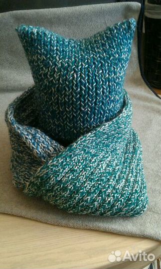 Шапочка с ушками+ шарф-снуд,ручная работа