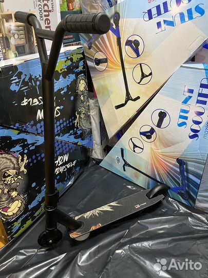 Трюковой самокат Новый в коробке
