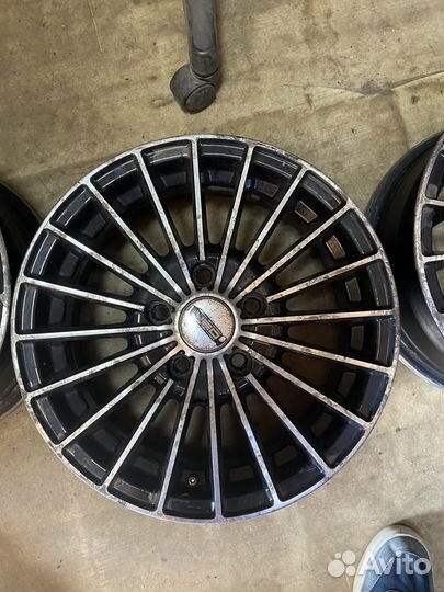 Диски r15 5/112 vag