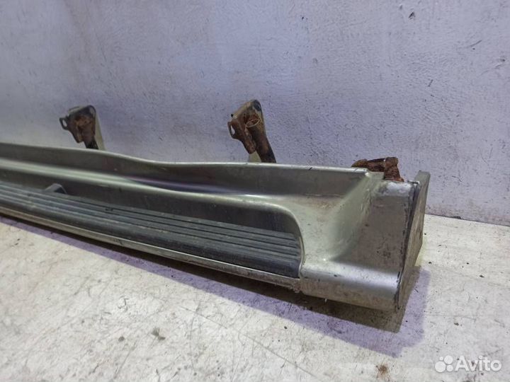 Подножка левая Митсубиси