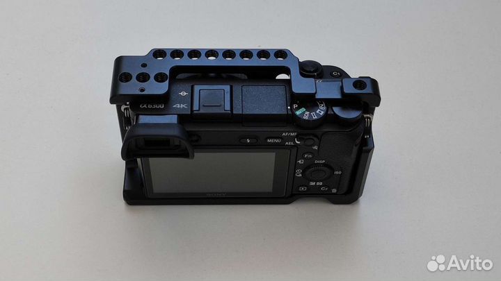 Sony a6300 + объектив