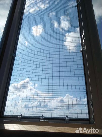 Сетки антикошка на окна