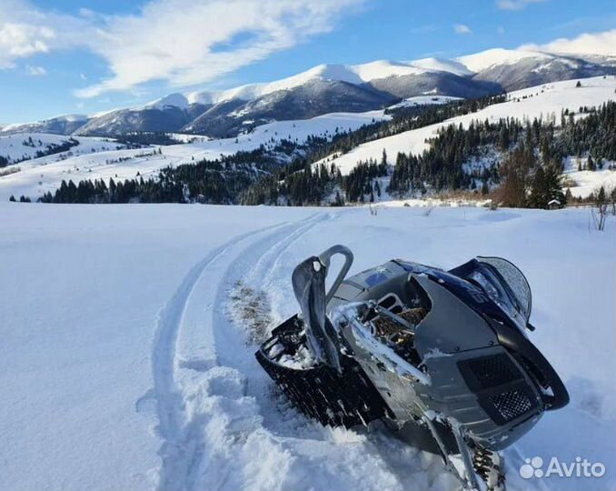 Снегоход Polaris RMK 900