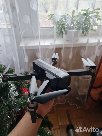 Дрон sjrc f11s 4k