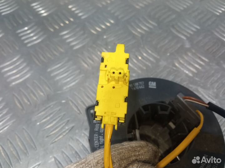 Б/У Шлейф подрулевой