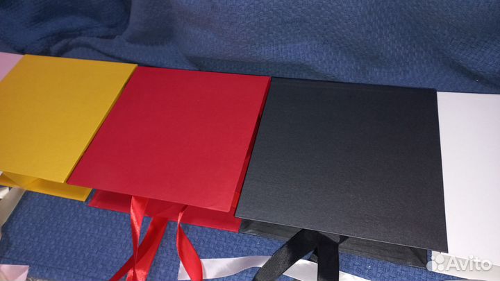 Коробки подарочные