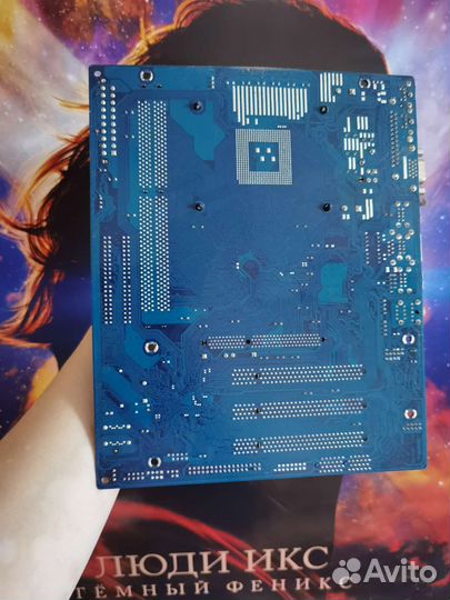 Материнская плата Asrock