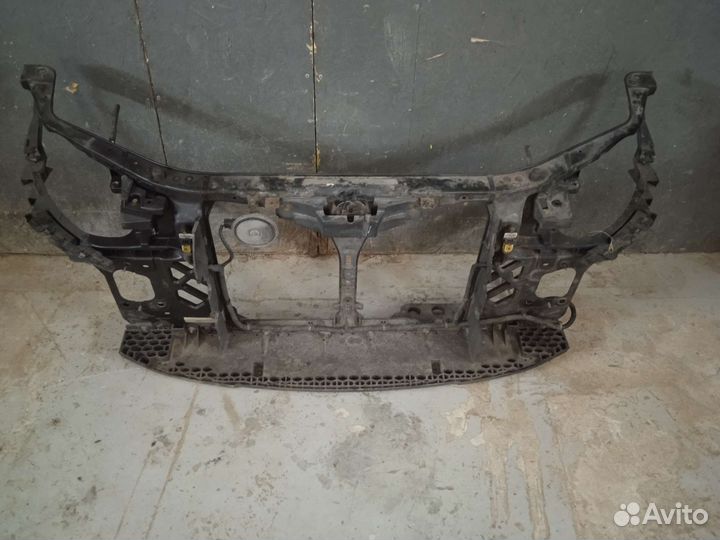 Передняя панель, телевизор Киа Сид1 ED