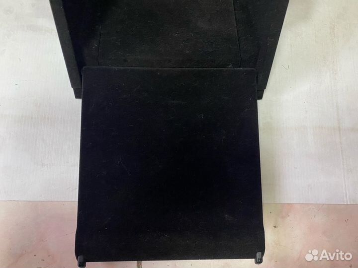 Вещевой отсек задний Mercedes W221