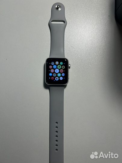 Apple Watch - Series 3 (42 mm)