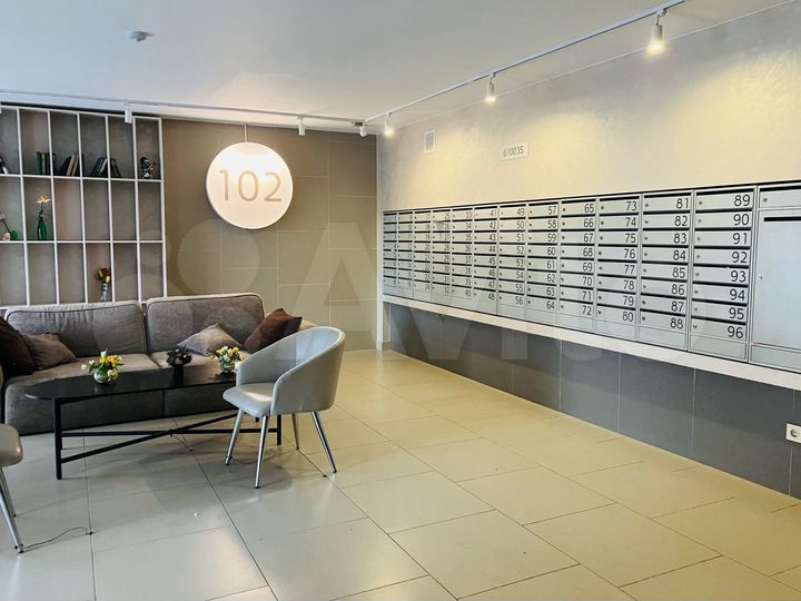 4-к. квартира, 94,2 м², 2/10 эт.