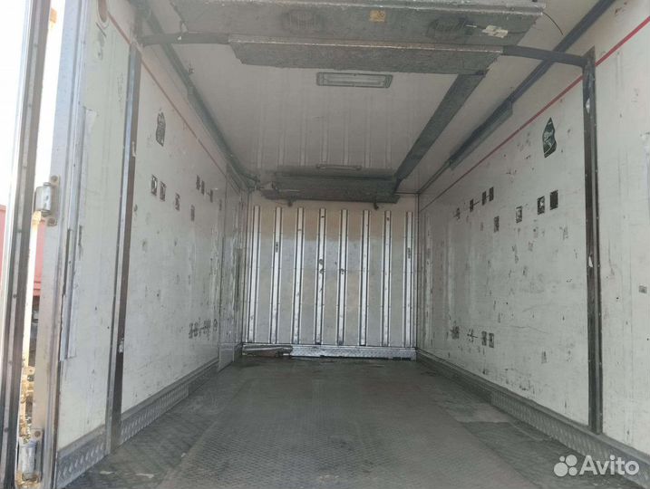 Isuzu ELF (N-series) изотермический, 2002