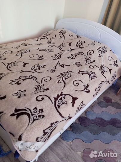 Одеяло, тëплое, красивое, новое, шерстяное