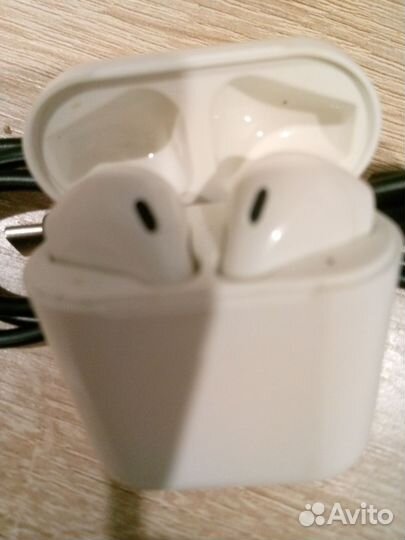 Провода шнуры кабели, зарядка, уши