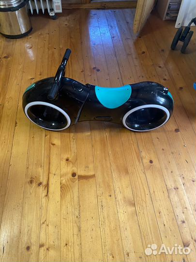 Беговел для малышей от 2 лет