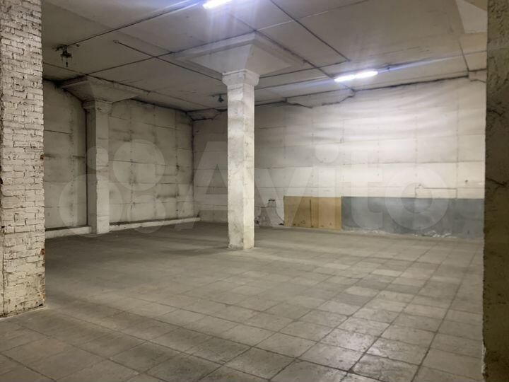 Склад, 213 м²