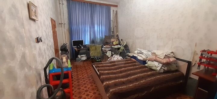 2-к. квартира, 65 м², 1/6 эт.