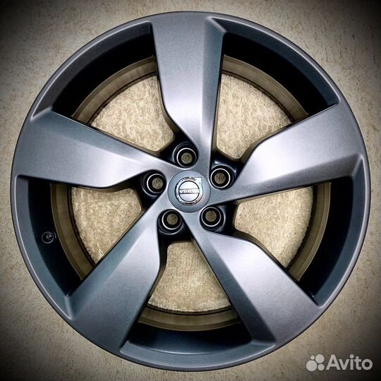 Диски Maxion R19 для Volvo XC90/S90/V90/S60/V60