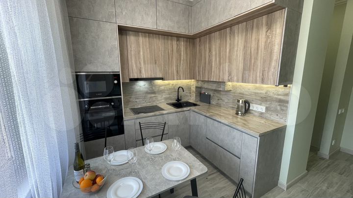 2-к. квартира, 56 м², 8/9 эт.