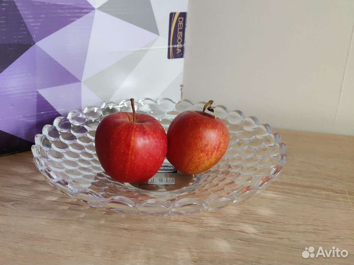 Изумительное стеклянное блюдо для сервировки новое