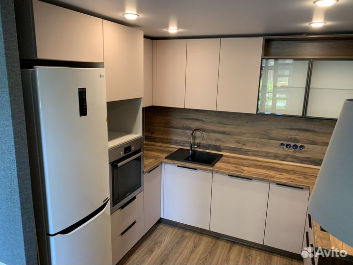 Кухня П-образная (цена за весь гарнитур) ксп:24480