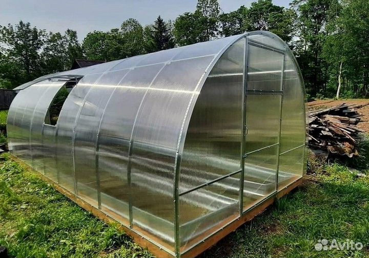 Теплица из поликарбоната