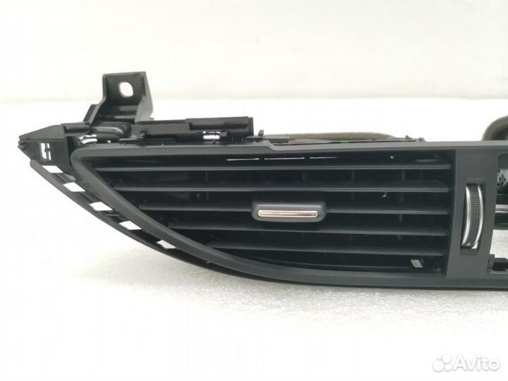 Дефлектор воздушный Audi A6 C7 2.0 TDI 2018