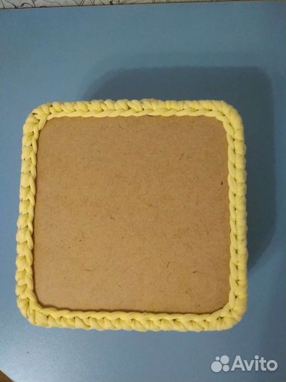 Корзина из трикотажной пряжи