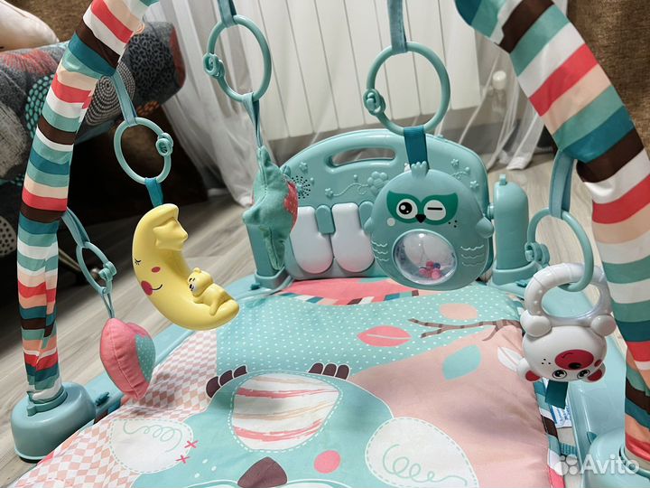 Развивающий коврик с пианино и дугой