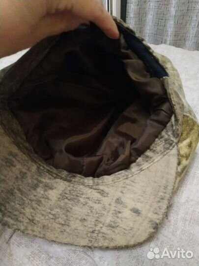 Кепка кожаная женская