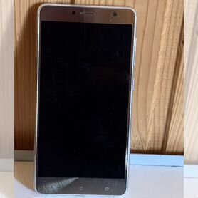 ASUS ZenFone 3 Deluxe ZS550KL, 4/64 ГБ