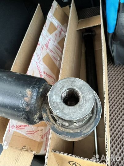 Амортизаторы задние Land Rover