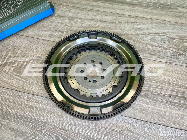 Двухмассовый маховик VAG 1.8 TSI DSG7 (8 / 132)