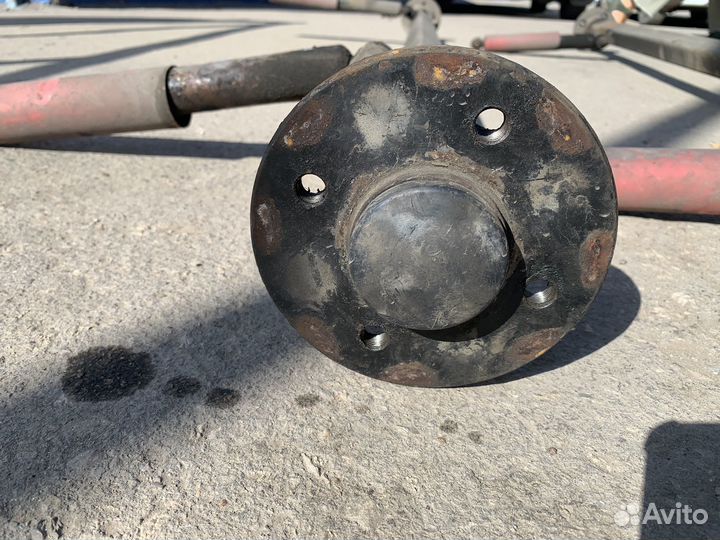 Оси на прицеп готовые