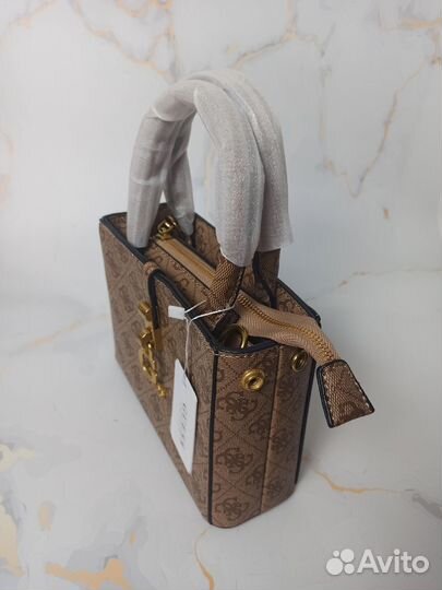 Женская сумка Guess