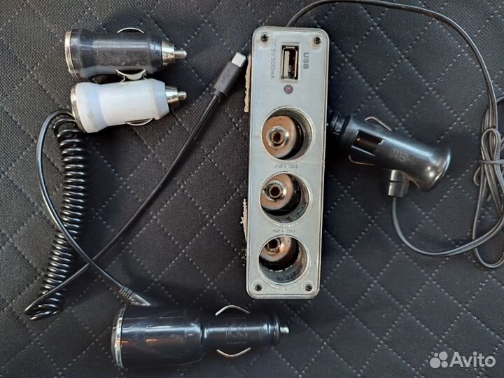 Автомобильный адаптер для зарядки