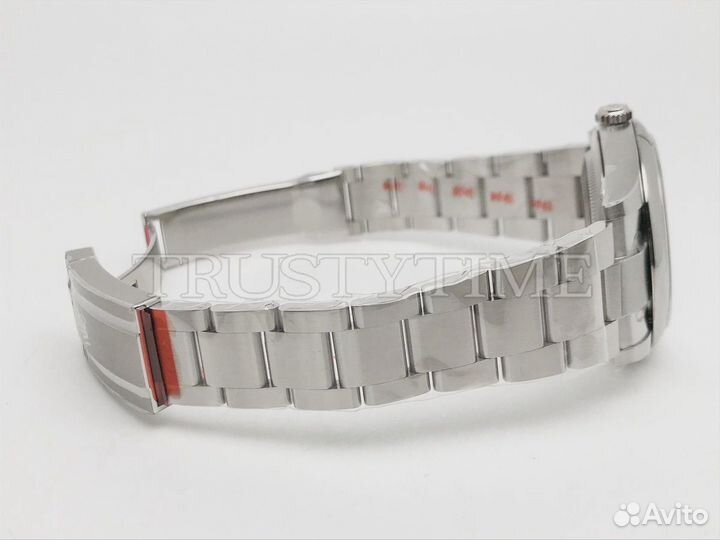 Часы Rolex Oyster Perpetual 36mm 126000-0006