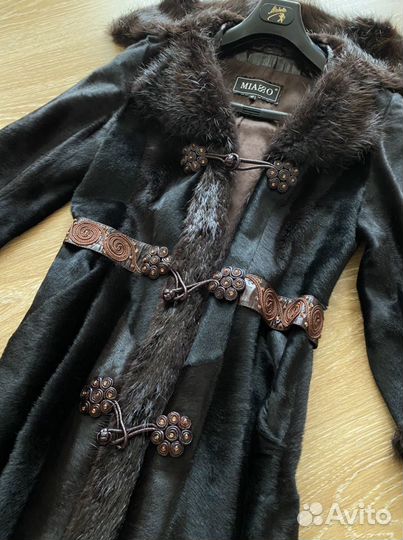 Пальто-шуба новая. Мех пони и нутрия. Ручная работ