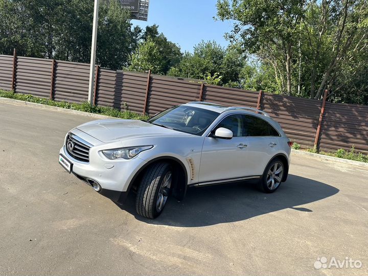 Infiniti QX70 3.7 AT, 2013, 213 702 км