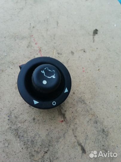 Кнопка регулировки зеркал Ford Fusion 2002 - 2012