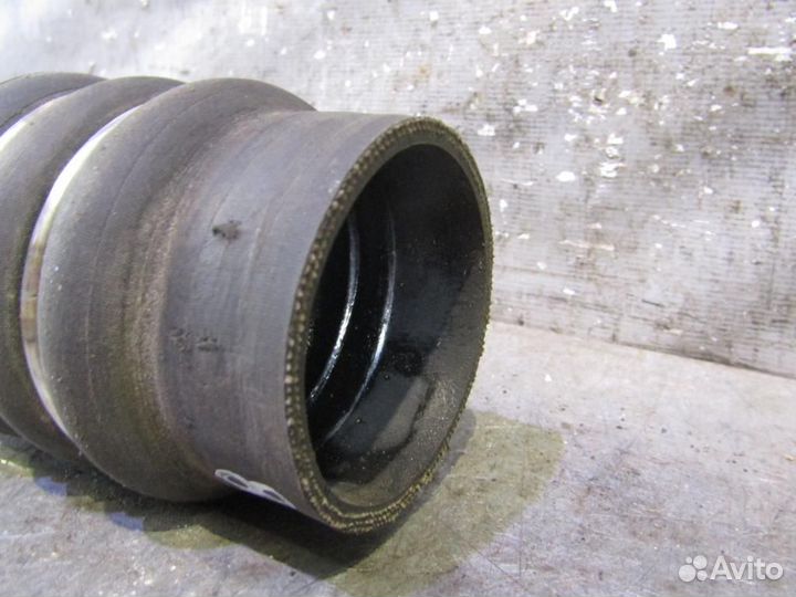 Патрубок интеркулера Porsche Cayenne 2003-2010