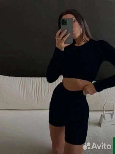 Костюм и шорты спортивный