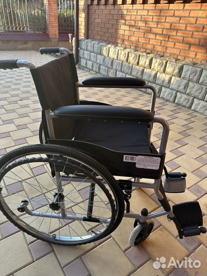 Коляска инвалидная