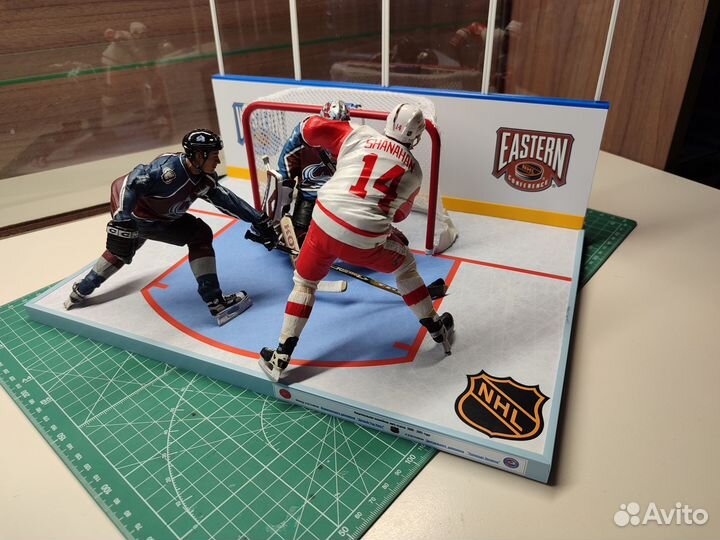Фигурки хоккеистов McFarlane